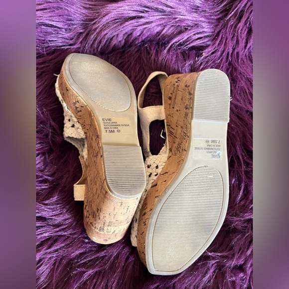Wedge sandals 7.5 M - Picture 3 of 4